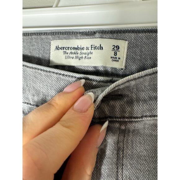 Abercrombie & Fitch Ankle Straight Size 29/8 - Picture 3 of 5
